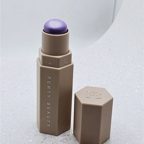 Fenty Beauty Unicorn Match Stix Shimmer Skinstick Highlighter - Picture 4 of 7